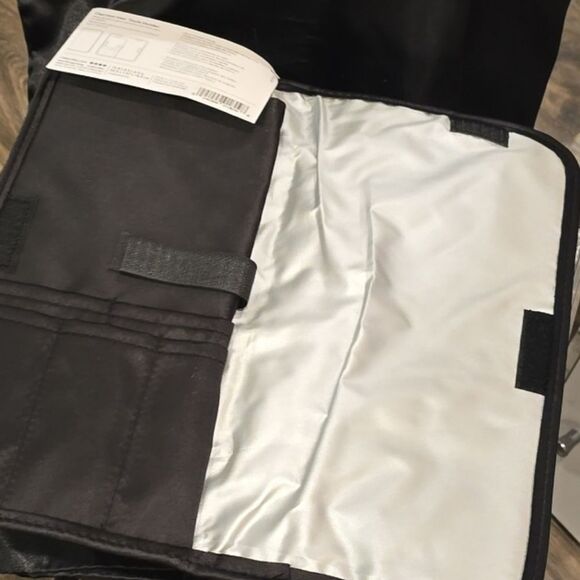 Caboodles Flat Hot Hair Tools Holder - Picture 7 of 10